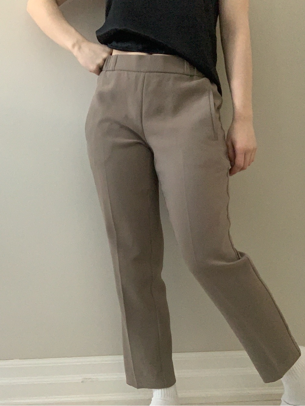 Wilfred Straight-Leg Pants in Taupe